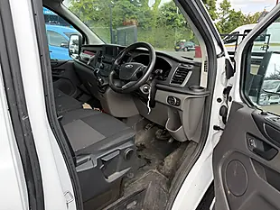 Used 2020 Ford Transit Custom Leader White - Interior and Exterior details 8