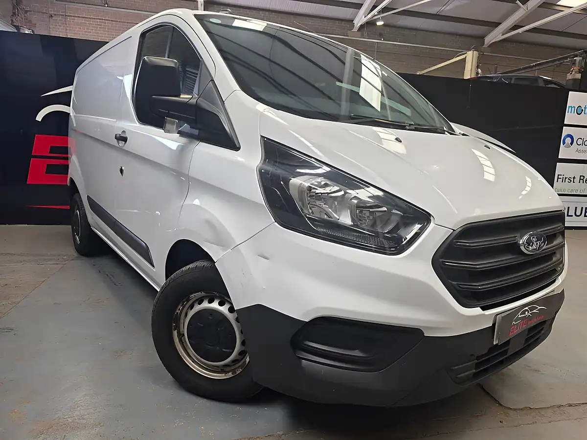 Used 2020 Ford Transit Custom Leader White - Front View