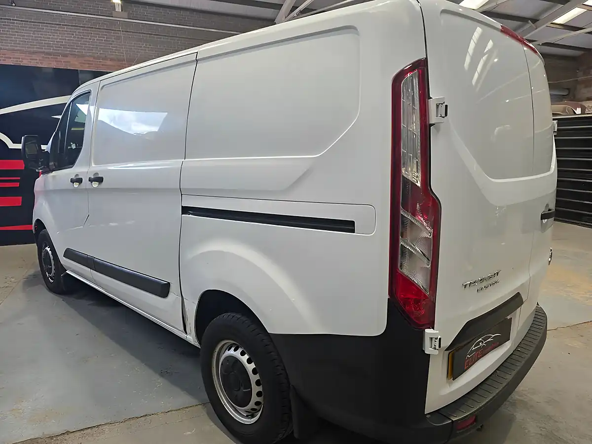 Used 2020 Ford Transit Custom Leader White - Interior and Exterior details 20