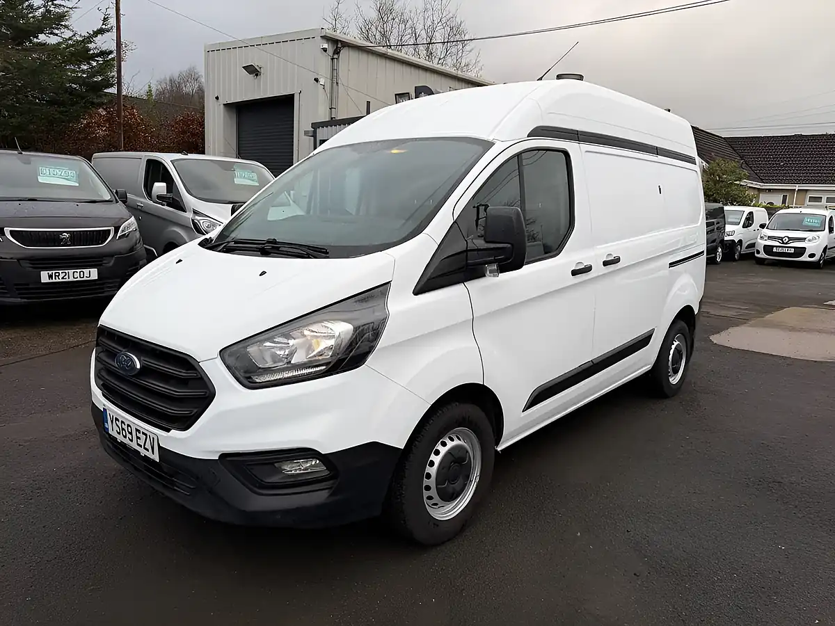 Used 2020 Ford Transit Custom Leader White - Front View
