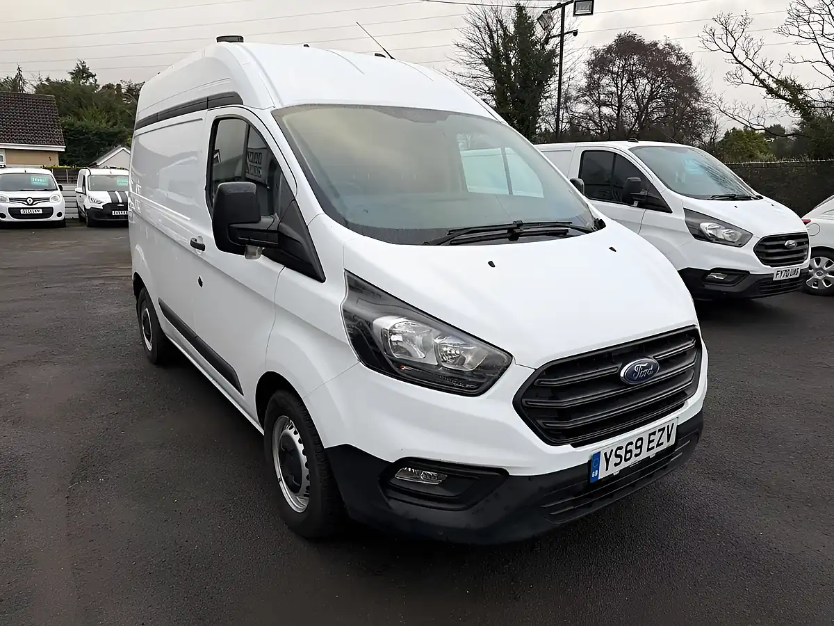 Used 2020 Ford Transit Custom Leader White - Interior and Exterior details 10