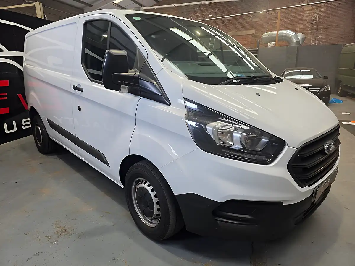 Used 2020 Ford Transit Custom Leader White - Interior and Exterior details 3