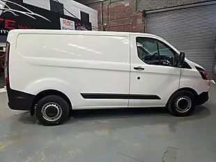 Used 2020 Ford Transit Custom Leader White - Interior and Exterior details 4
