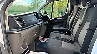 Used 2020 Ford Transit Custom Leader White - Interior and Exterior details 17
