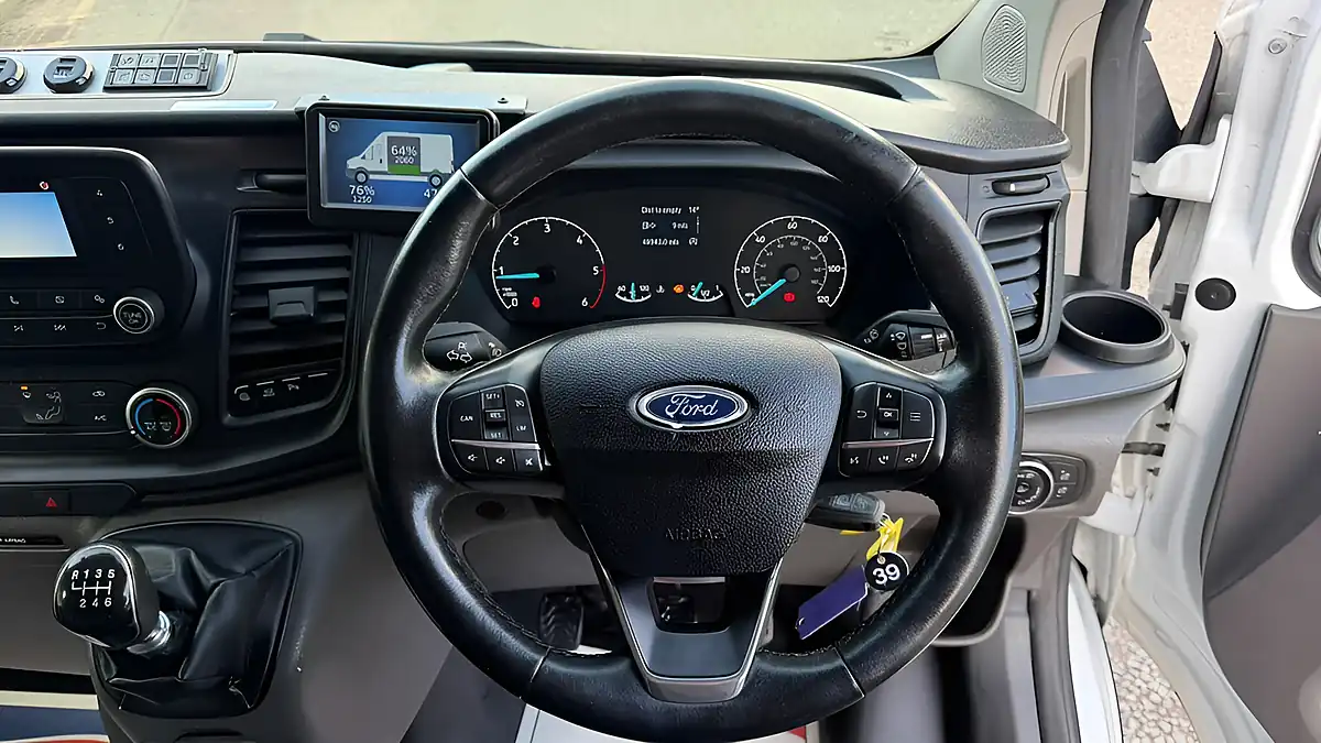 Used 2020 Ford Transit Custom Leader White - Interior and Exterior details 20