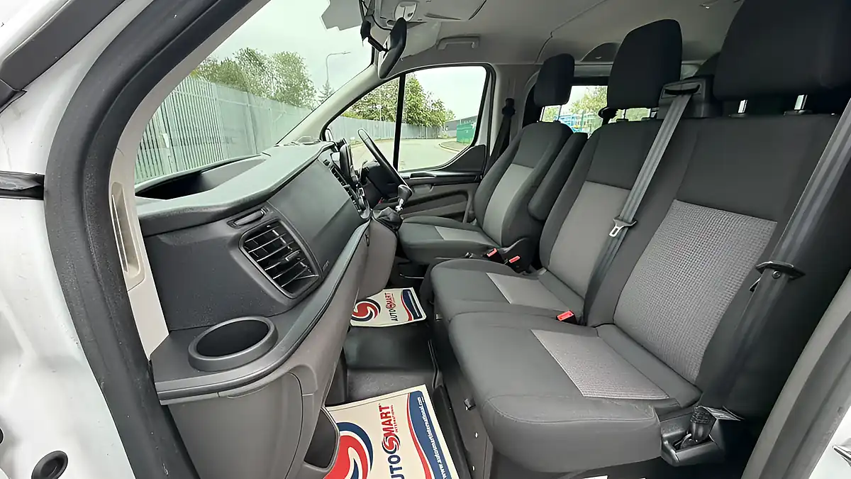 Used 2020 Ford Transit Custom Leader White - Interior and Exterior details 17