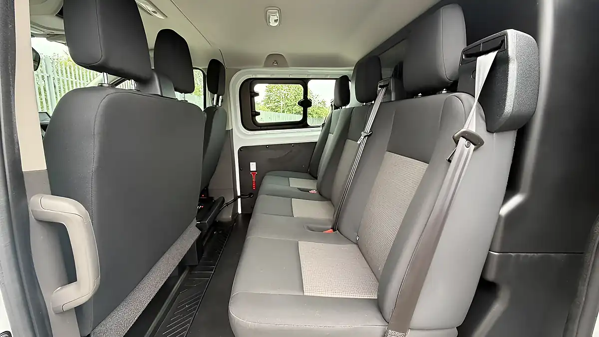 Used 2020 Ford Transit Custom Leader White - Interior and Exterior details 9