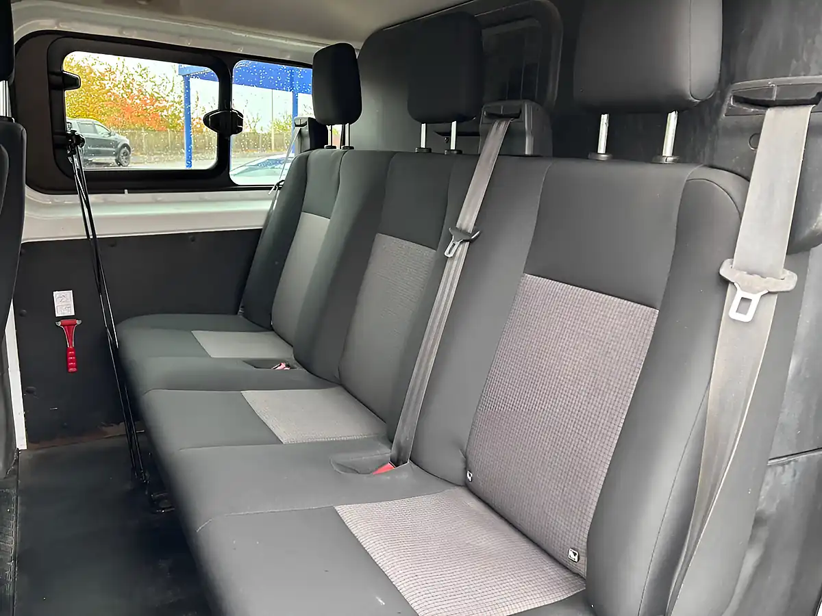 Used 2020 Ford Transit Custom Leader White - Interior and Exterior details 13
