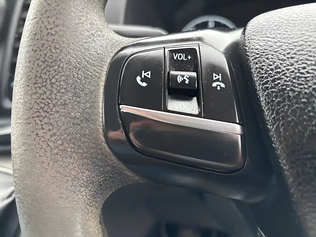Used 2020 Ford Transit Custom Leader White - Interior and Exterior details 18