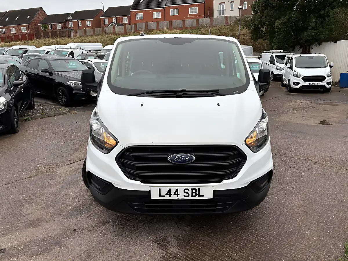 Used 2020 Ford Transit Custom Leader White - Interior and Exterior details 4
