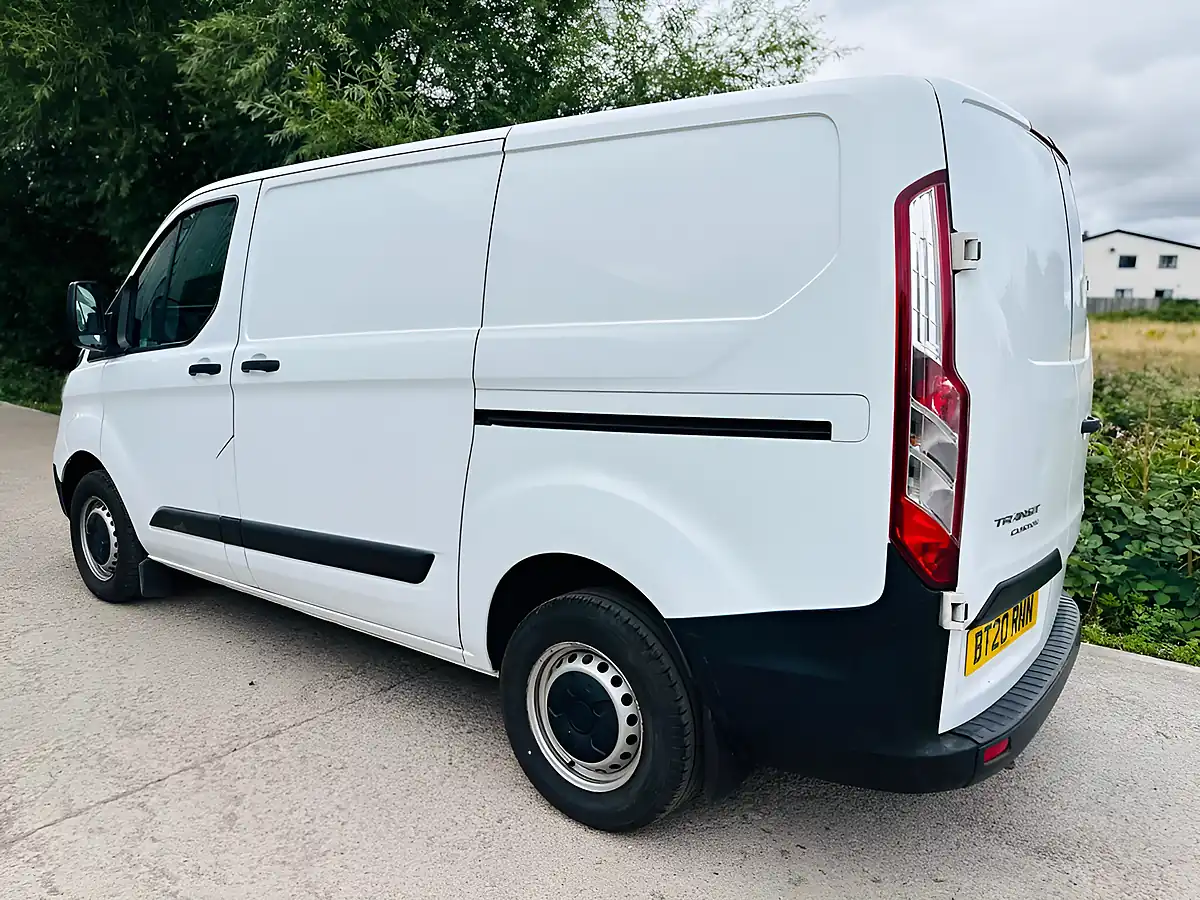 Used 2020 Ford Transit Custom Leader White - Interior and Exterior details 11