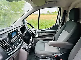 Used 2020 Ford Transit Custom Leader White - Interior and Exterior details 15