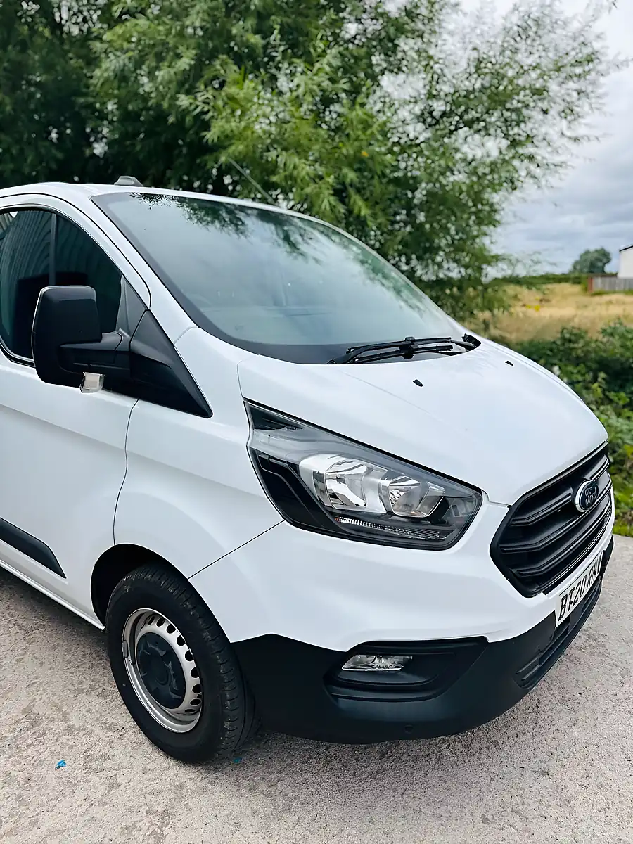 Used 2020 Ford Transit Custom Leader White - Interior and Exterior details 2