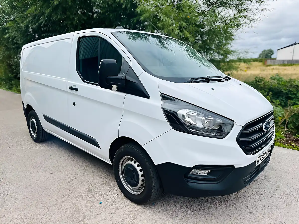 Used 2020 Ford Transit Custom Leader White - Interior and Exterior details 8