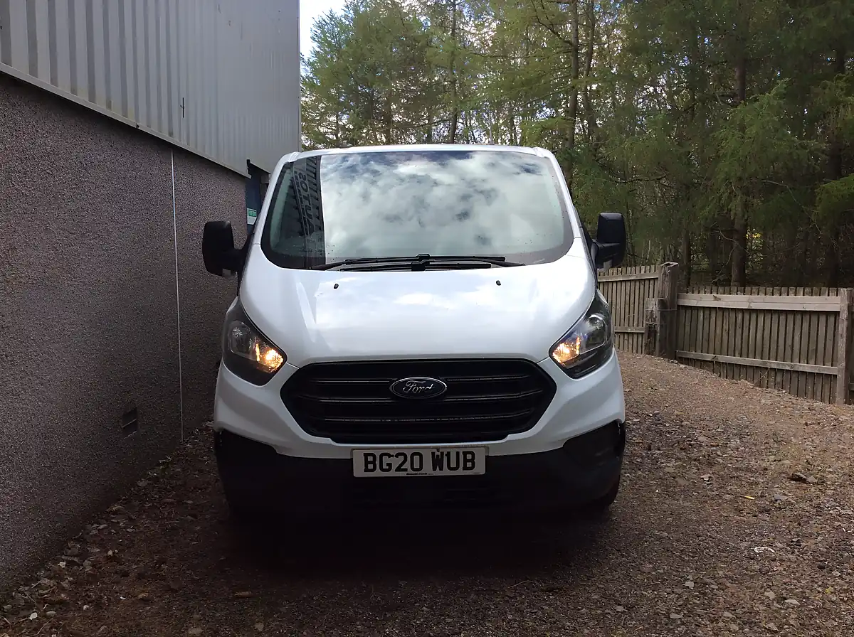 Used 2020 Ford Transit Custom Leader White - Interior and Exterior details 8
