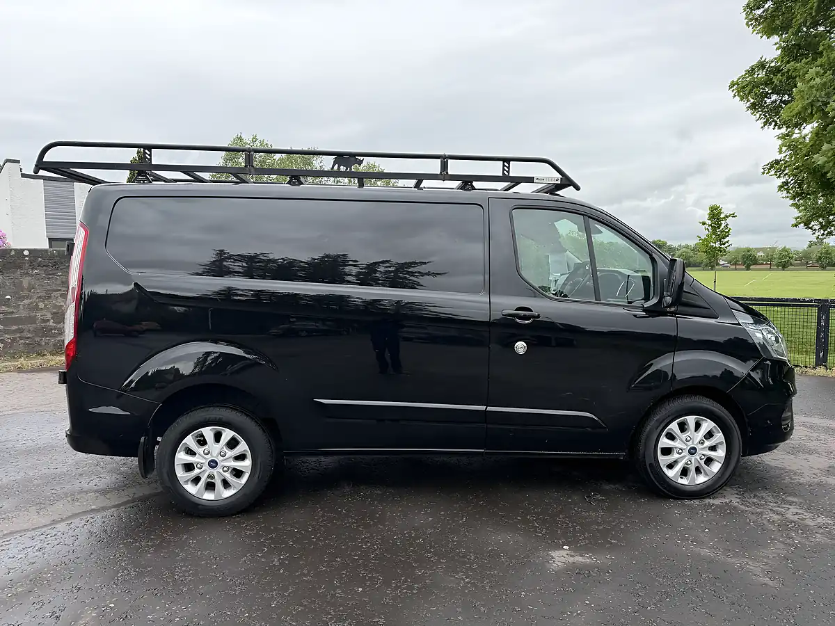 Used 2020 Ford Transit Custom Limited Black - Interior and Exterior details 9