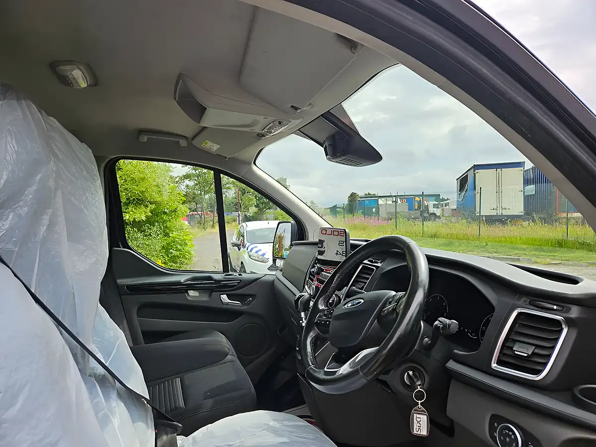 Used 2020 Ford Transit Custom Limited Black - Interior and Exterior details 12