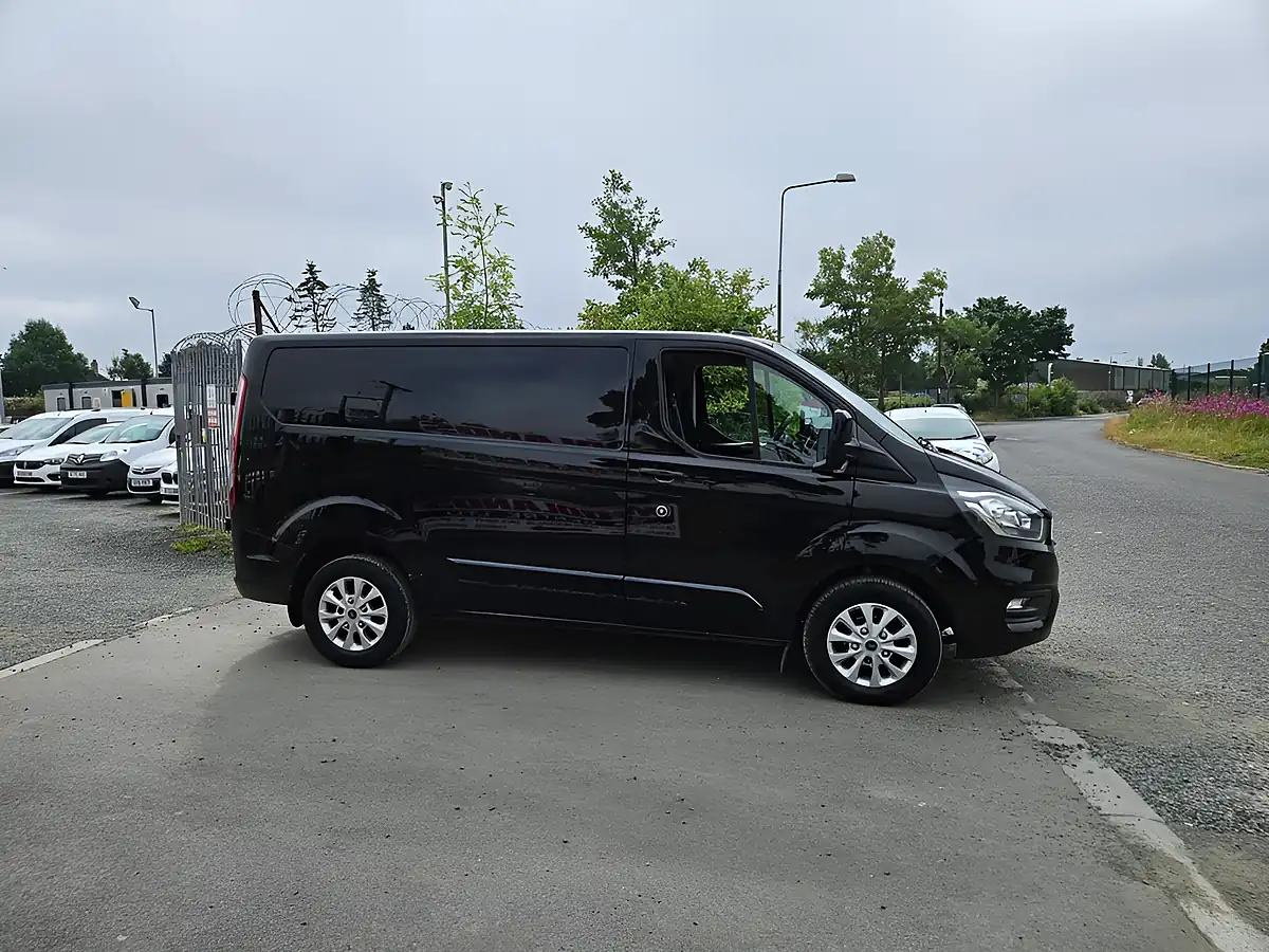 Used 2020 Ford Transit Custom Limited Black - Interior and Exterior details 2
