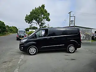 Used 2020 Ford Transit Custom Limited Black - Interior and Exterior details 5
