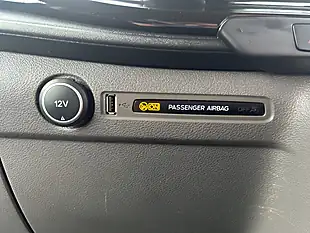 Used 2020 Ford Transit Custom Limited Black - Interior and Exterior details 17