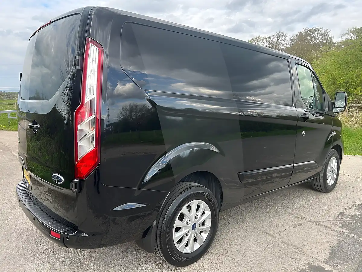 Used 2020 Ford Transit Custom Limited Black - Interior and Exterior details 3