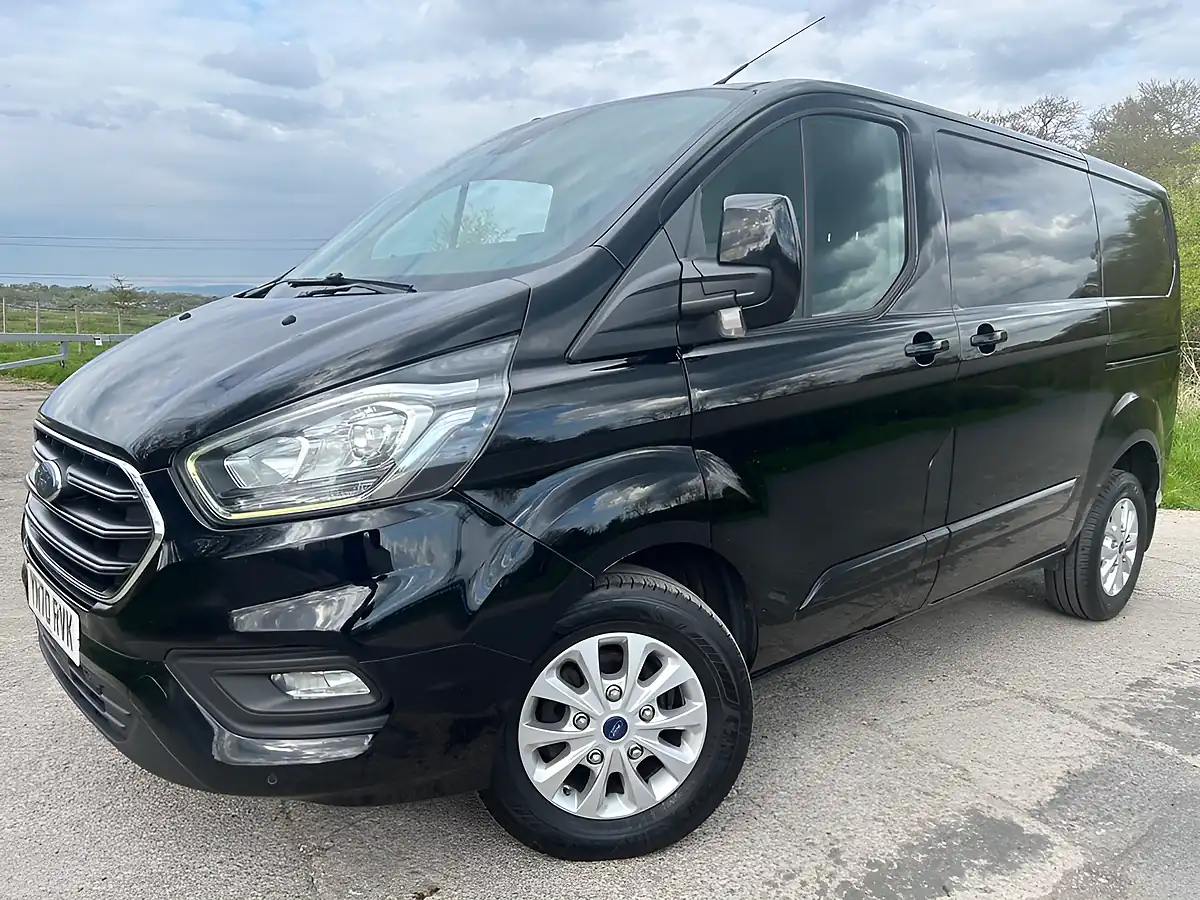 Used 2020 Ford Transit Custom Limited Black - Interior and Exterior details 4