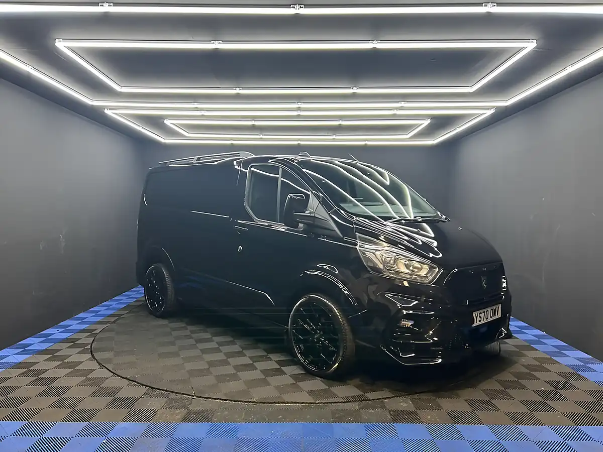 Used 2020 Ford Transit Custom Limited Black - Front View