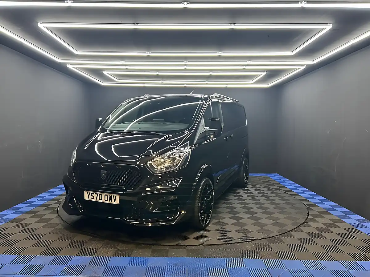 Used 2020 Ford Transit Custom Limited Black - Interior and Exterior details 7