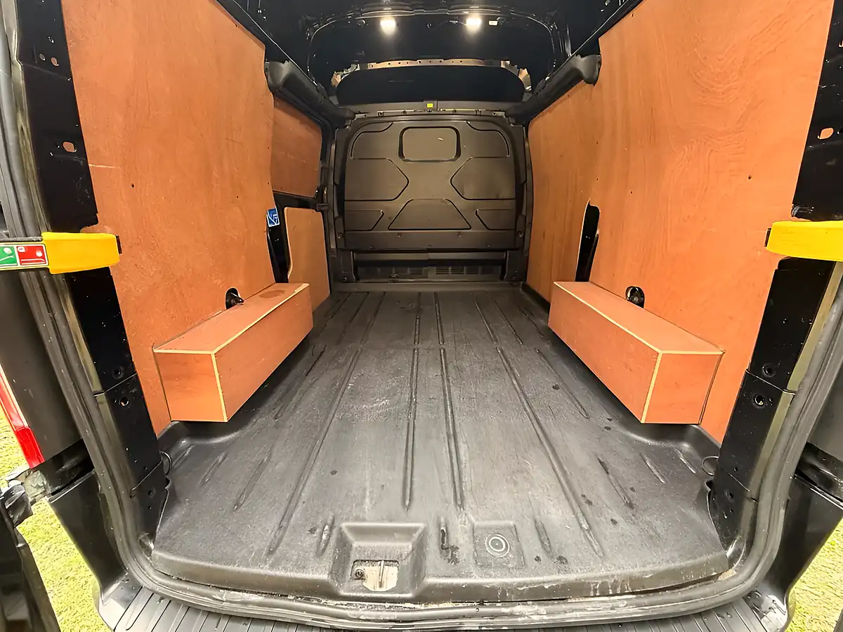 Used 2020 Ford Transit Custom Limited Black - Interior and Exterior details 13