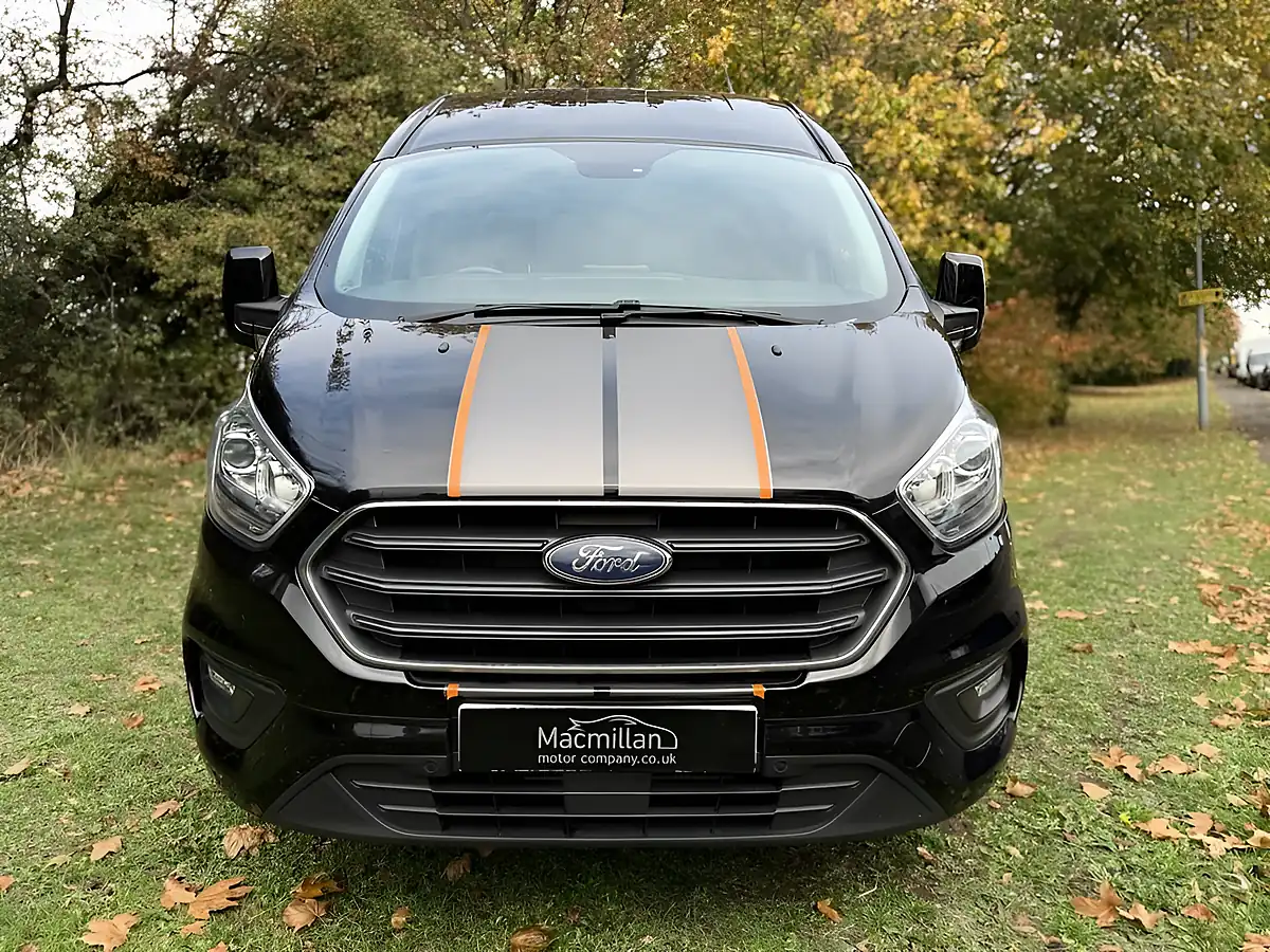 Used 2020 Ford Transit Custom Limited Black - Interior and Exterior details 3