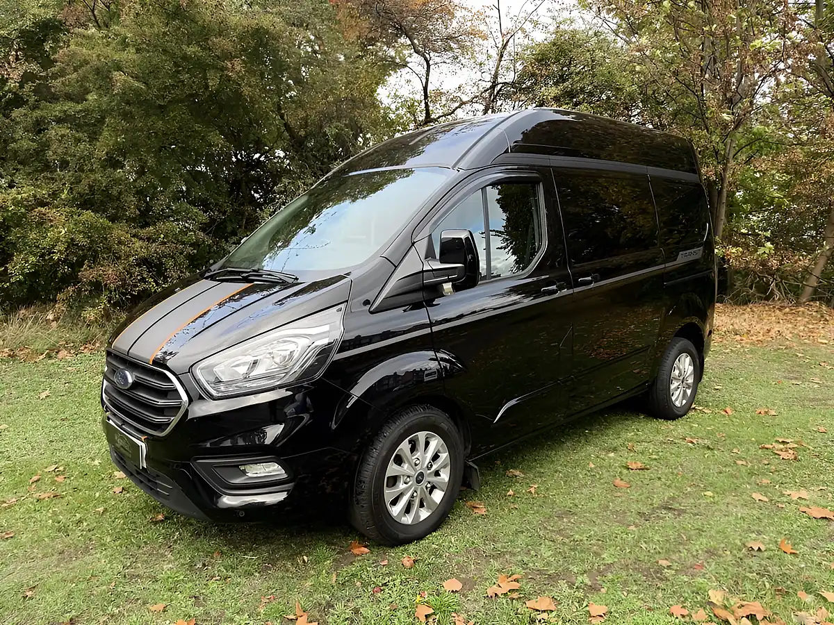 Used 2020 Ford Transit Custom Limited Black - Interior and Exterior details 4