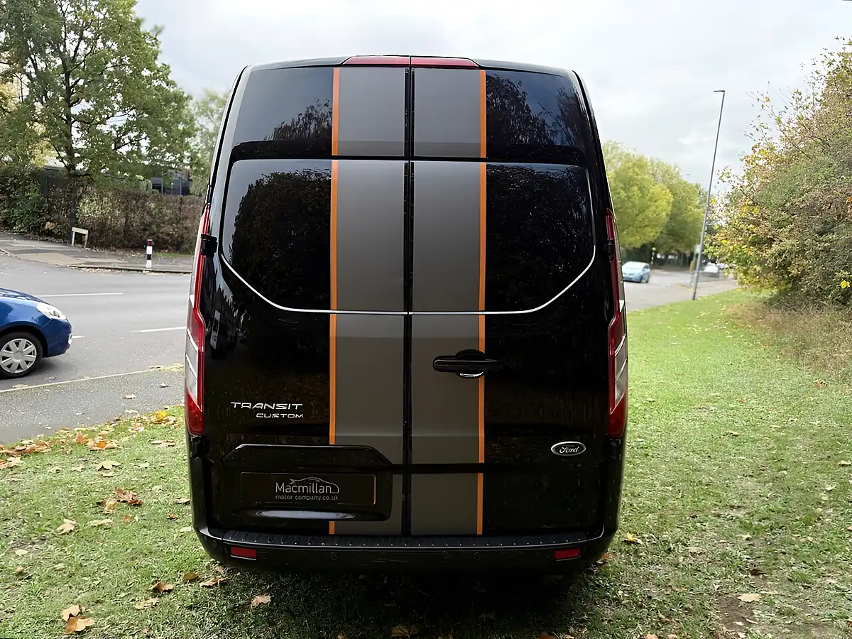 Used 2020 Ford Transit Custom Limited Black - Interior and Exterior details 8