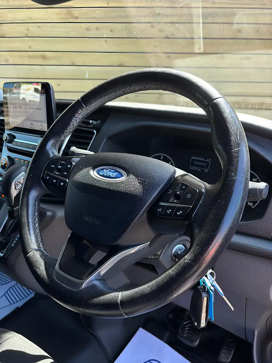 Used 2020 Ford Transit Custom Limited Blue - Interior and Exterior details 19