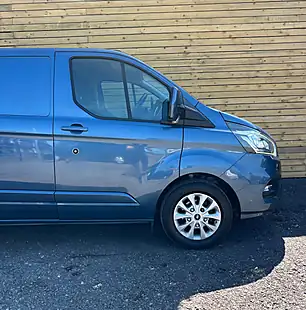 Used 2020 Ford Transit Custom Limited Blue - Interior and Exterior details 3