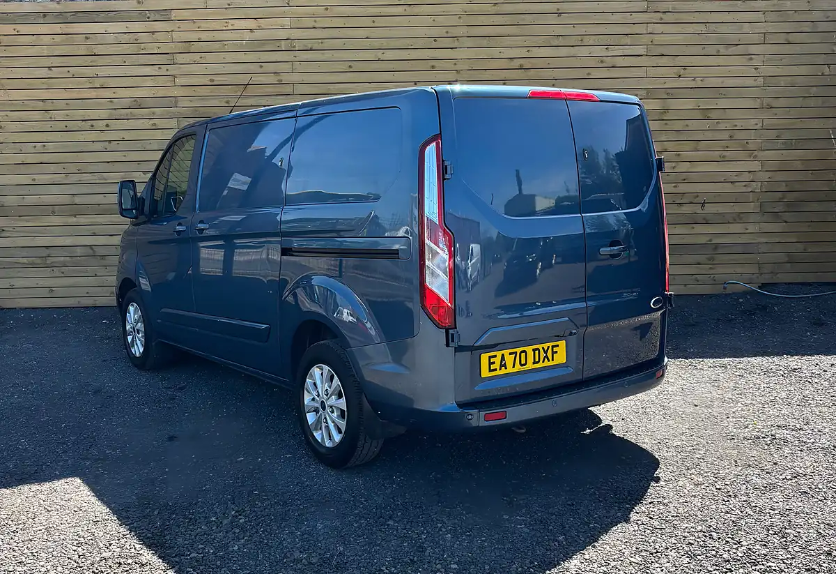 Used 2020 Ford Transit Custom Limited Blue - Interior and Exterior details 9