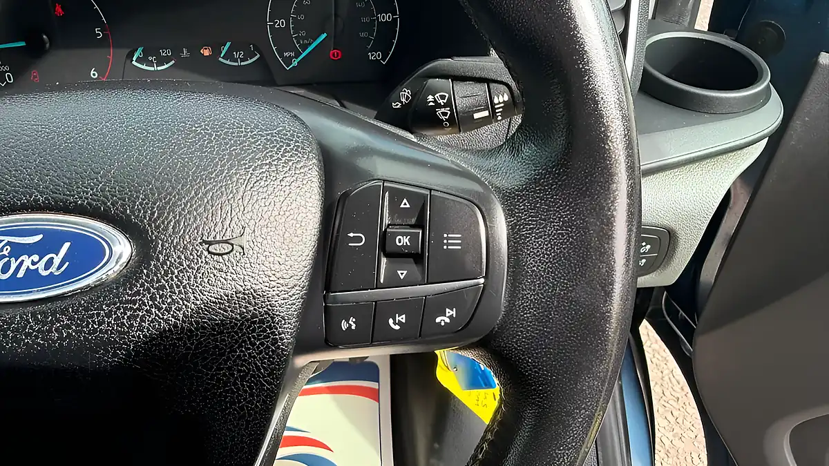 Used 2020 Ford Transit Custom Limited Blue - Interior and Exterior details 14