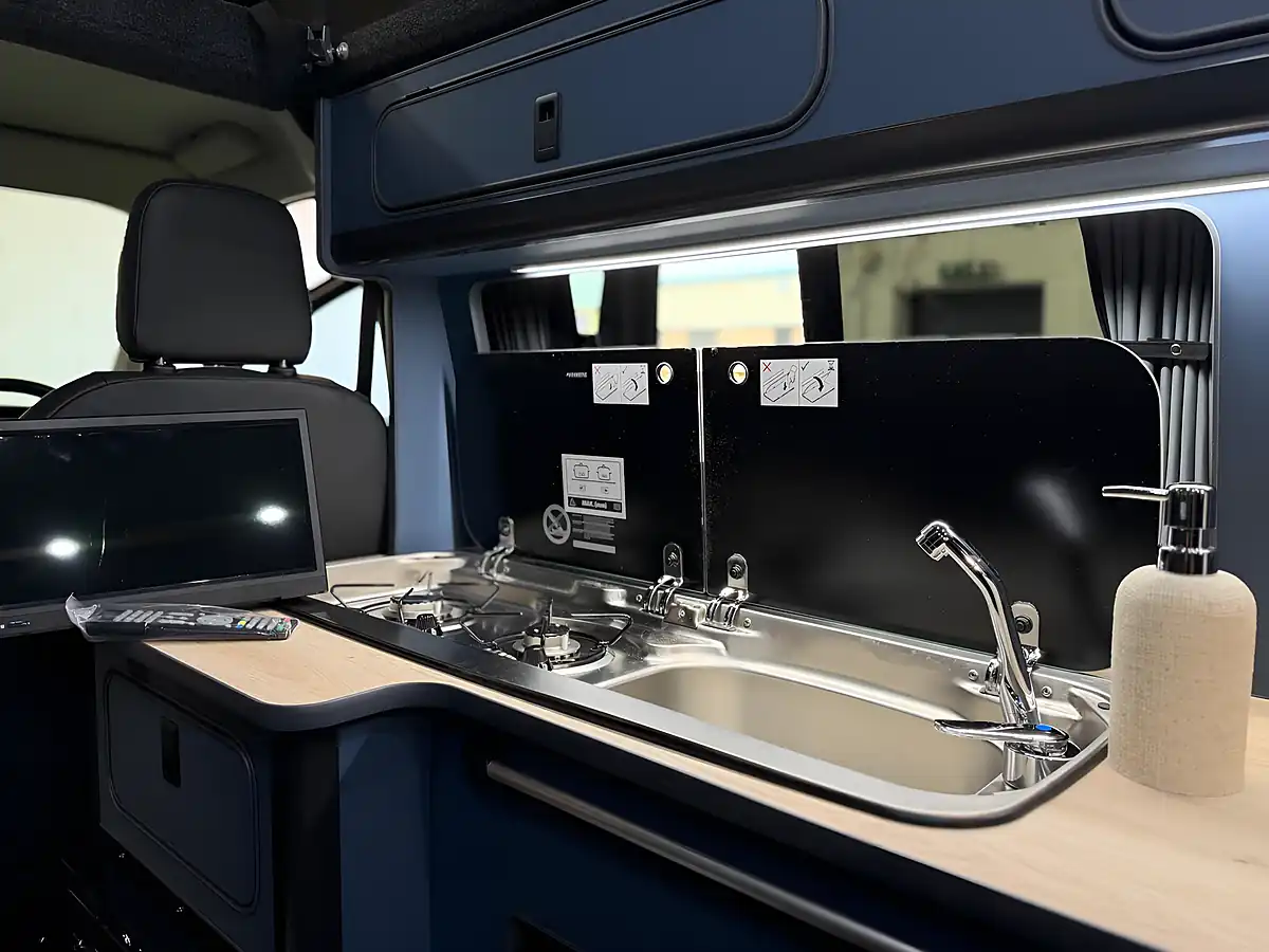 Used 2020 Ford Transit Custom Limited Edition Grey - Interior and Exterior details 10