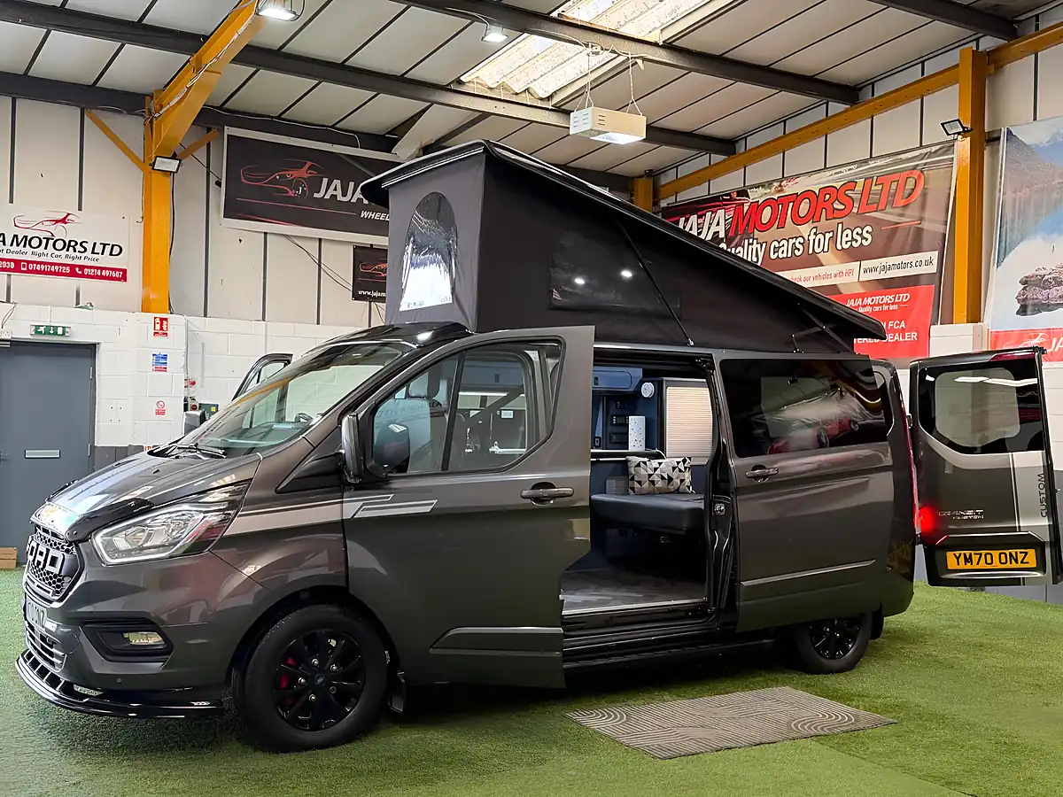 Used 2020 Ford Transit Custom Limited Edition Grey - Interior and Exterior details 13