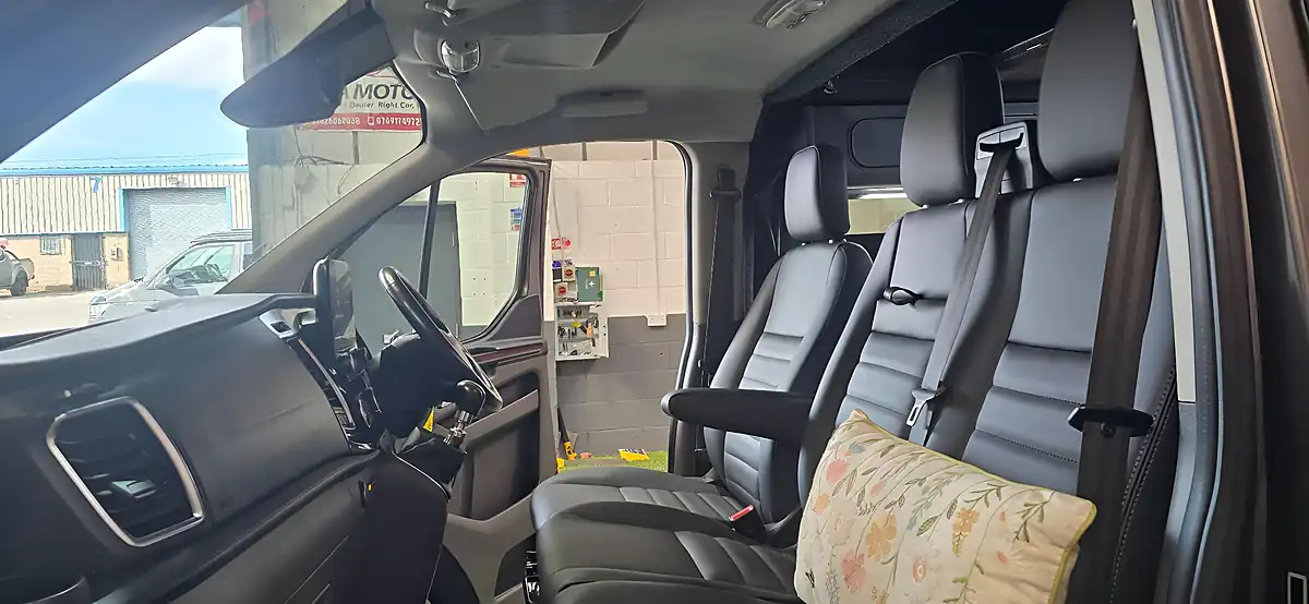 Used 2020 Ford Transit Custom Limited Edition Grey - Interior and Exterior details 17