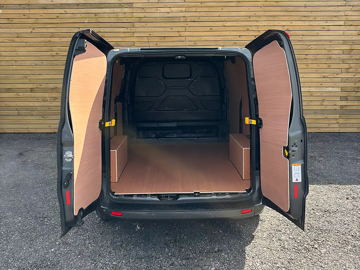 Used 2020 Ford Transit Custom Limited Grey - Interior and Exterior details 18