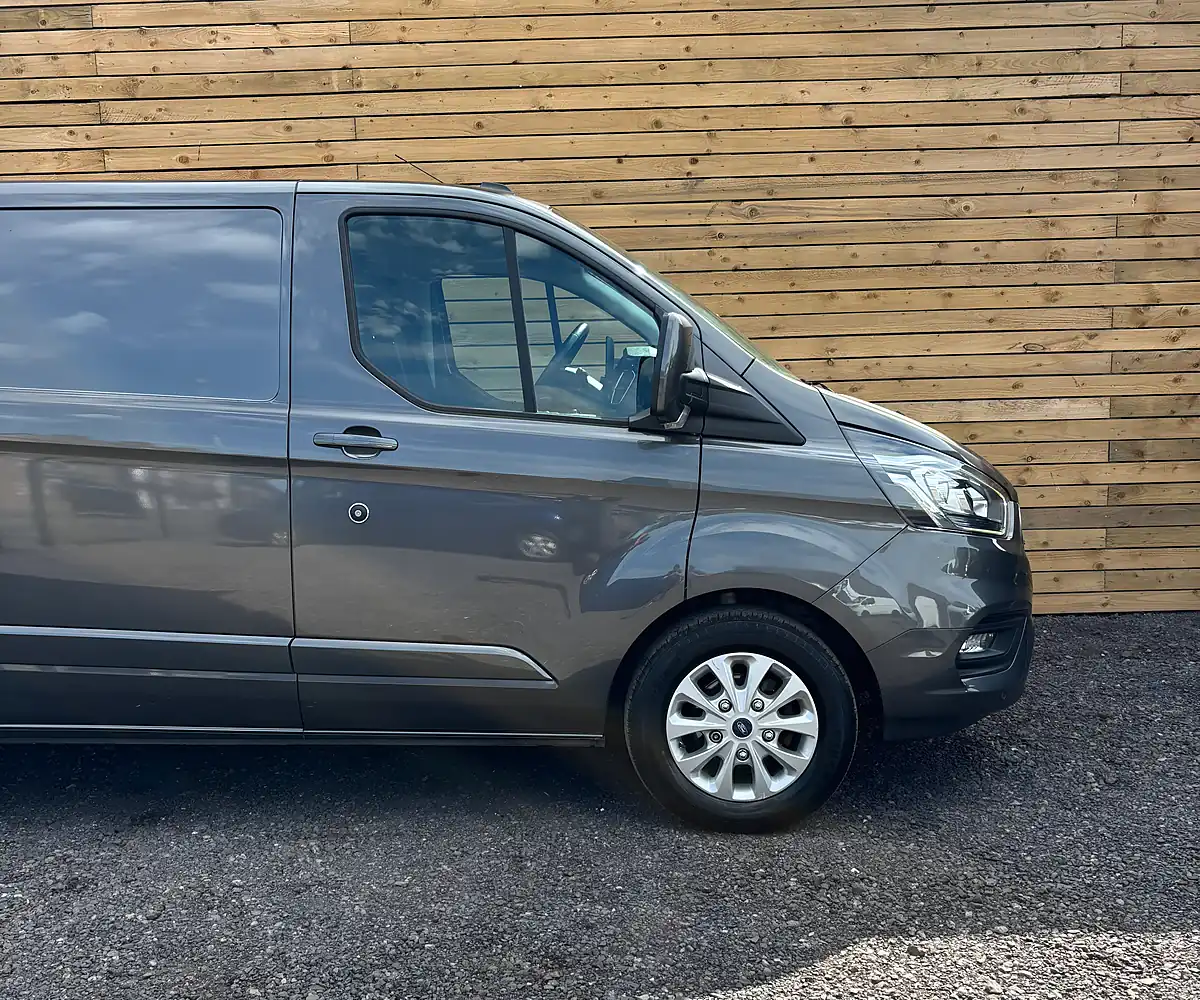 Used 2020 Ford Transit Custom Limited Grey - Interior and Exterior details 3