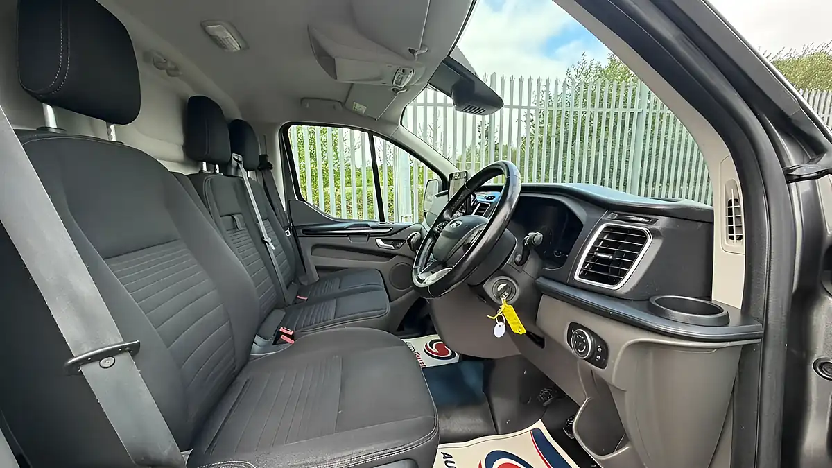 Used 2020 Ford Transit Custom Limited Grey - Interior and Exterior details 14