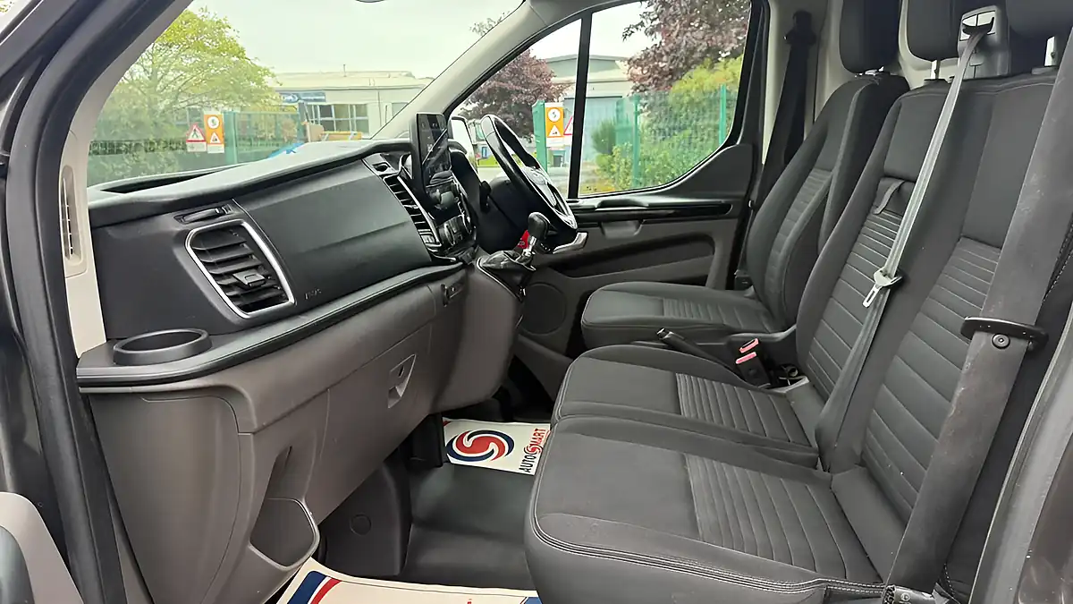 Used 2020 Ford Transit Custom Limited Grey - Interior and Exterior details 15