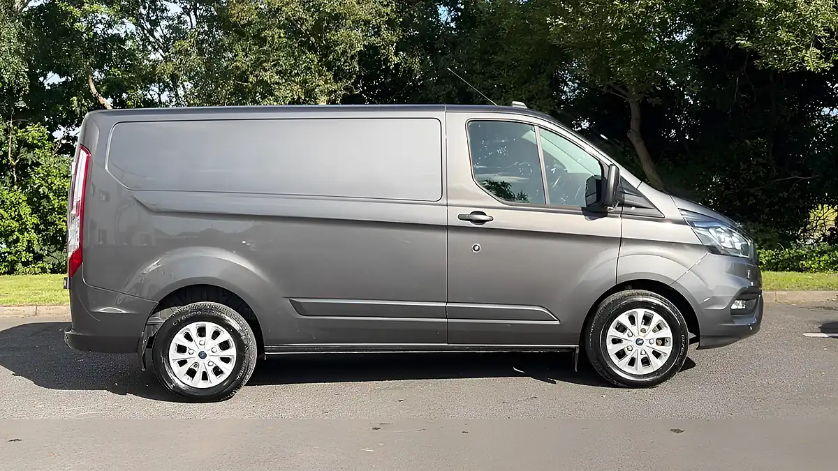 Used 2020 Ford Transit Custom Limited Grey - Interior and Exterior details 11