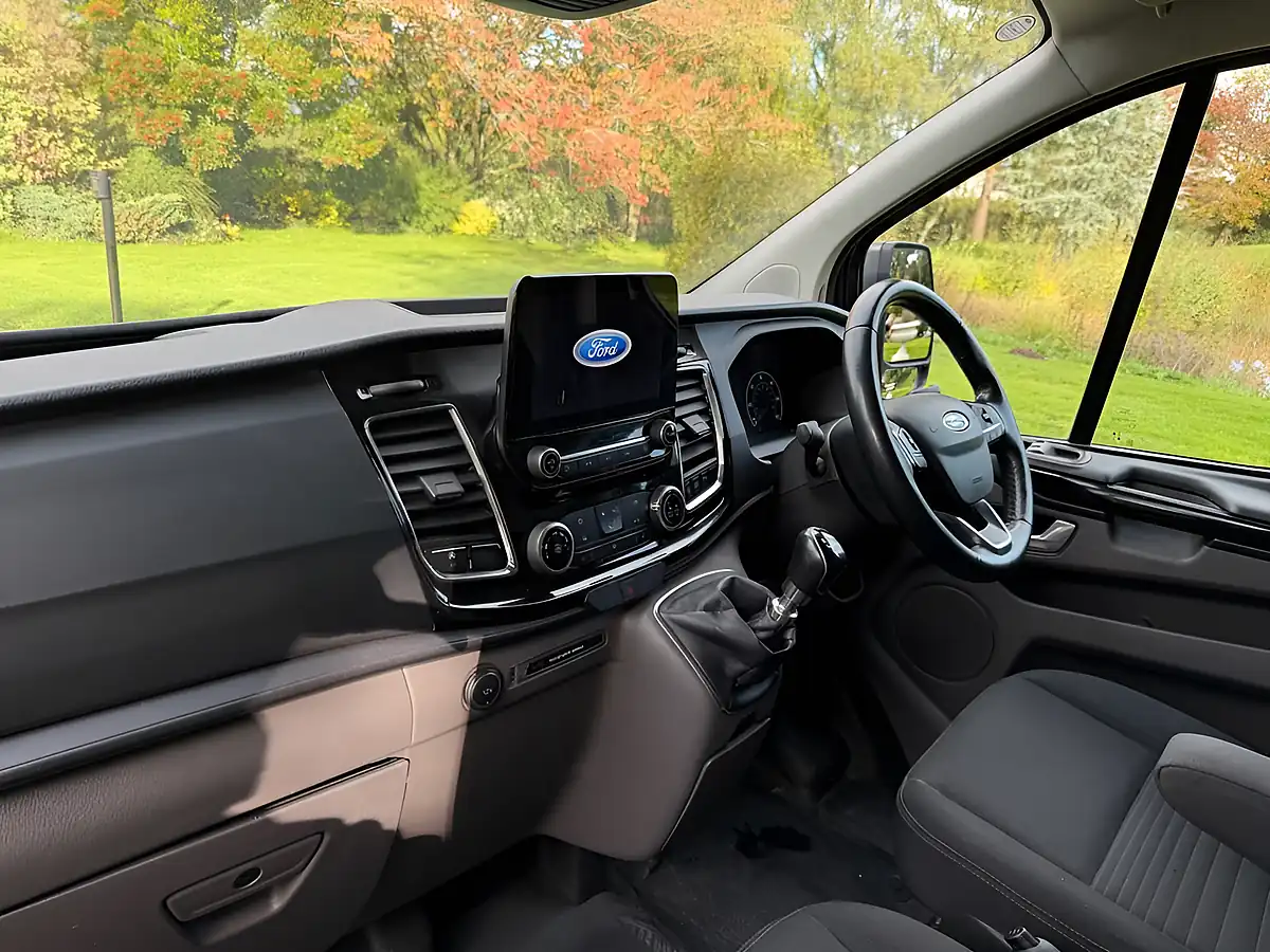 Used 2020 Ford Transit Custom Limited Grey - Interior and Exterior details 14