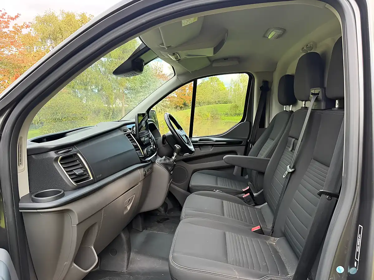 Used 2020 Ford Transit Custom Limited Grey - Interior and Exterior details 16