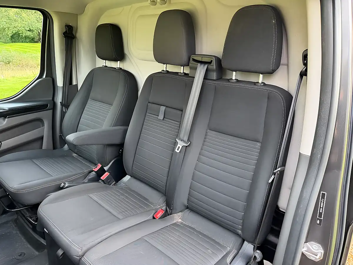 Used 2020 Ford Transit Custom Limited Grey - Interior and Exterior details 17