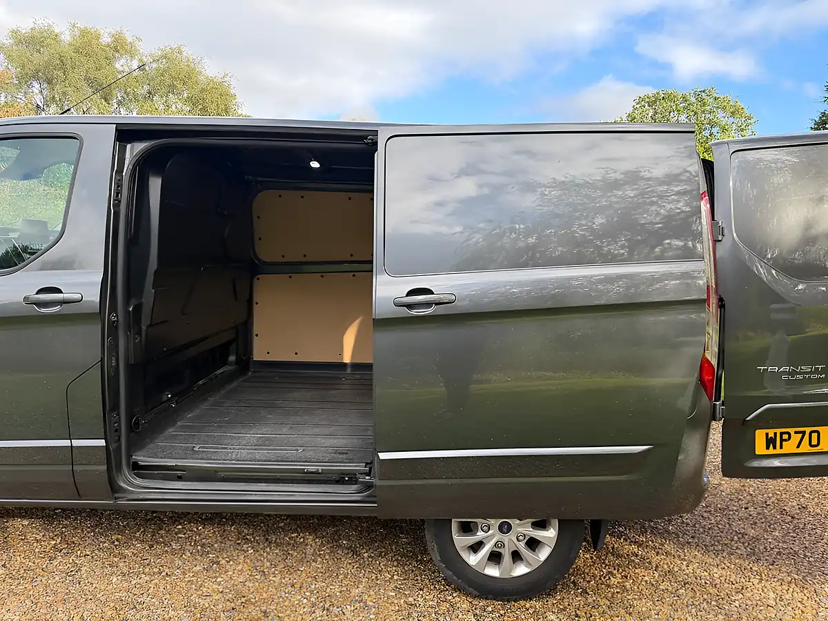 Used 2020 Ford Transit Custom Limited Grey - Interior and Exterior details 18