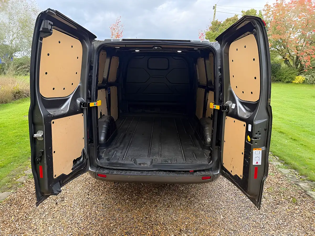 Used 2020 Ford Transit Custom Limited Grey - Interior and Exterior details 19