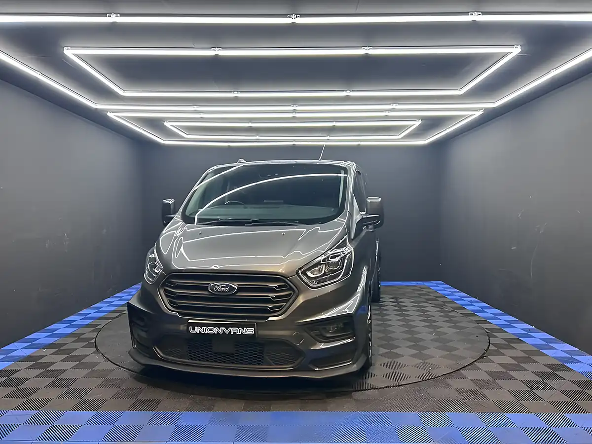 Used 2020 Ford Transit Custom Limited Grey - Interior and Exterior details 5